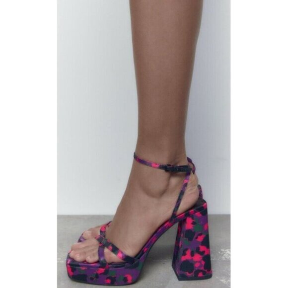 NWT Zara multicolour abstract print chunky platform heeled sandal, EU 38 - Picture 3 of 15